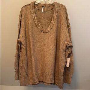 NWT ✨ Free People Camel Deep Crew Neck Sweater - Size XL